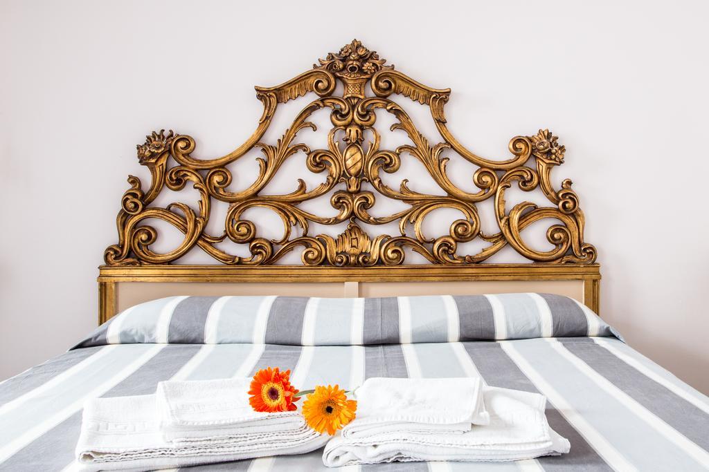 ガリポリ Palazzo Angelelli Bed & Breakfast エクステリア 写真